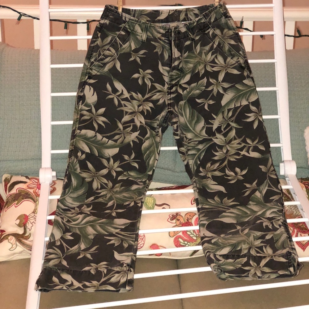 🖤🖤LUCKY BRAND CROP PANTS🖤🖤